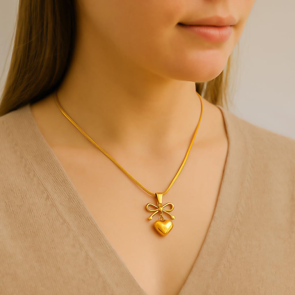 Skin-Friendly Golden Heart Necklace For Women