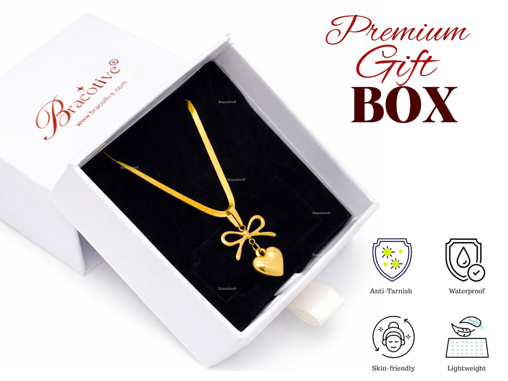 Skin-Friendly Golden Heart Necklace For Women