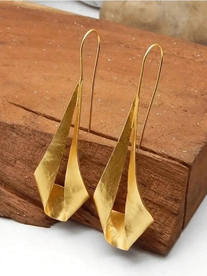 Vintage Hollow Geometric Beautiful Earrings