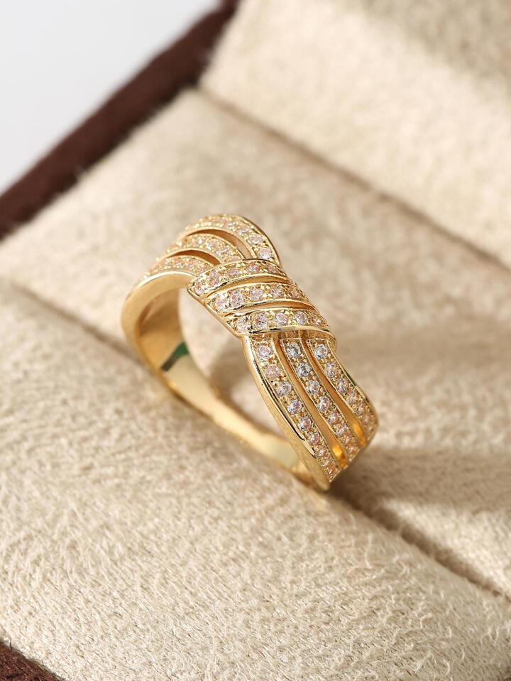 Luxury Crystal Cubic Zirconia Ring Feel Special