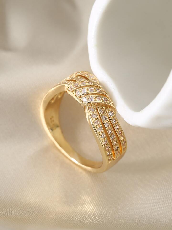 Luxury Crystal Cubic Zirconia Ring Feel Special
