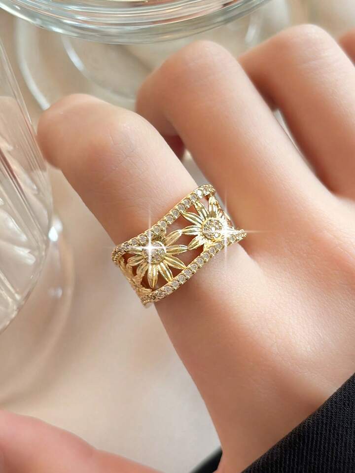 Vintage Flower Hollow-Out Wide Band Ring Cubic Zirconia