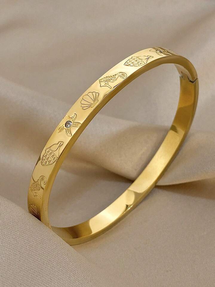 Cute Shell & Starfish Engraved Bangle Bracelet