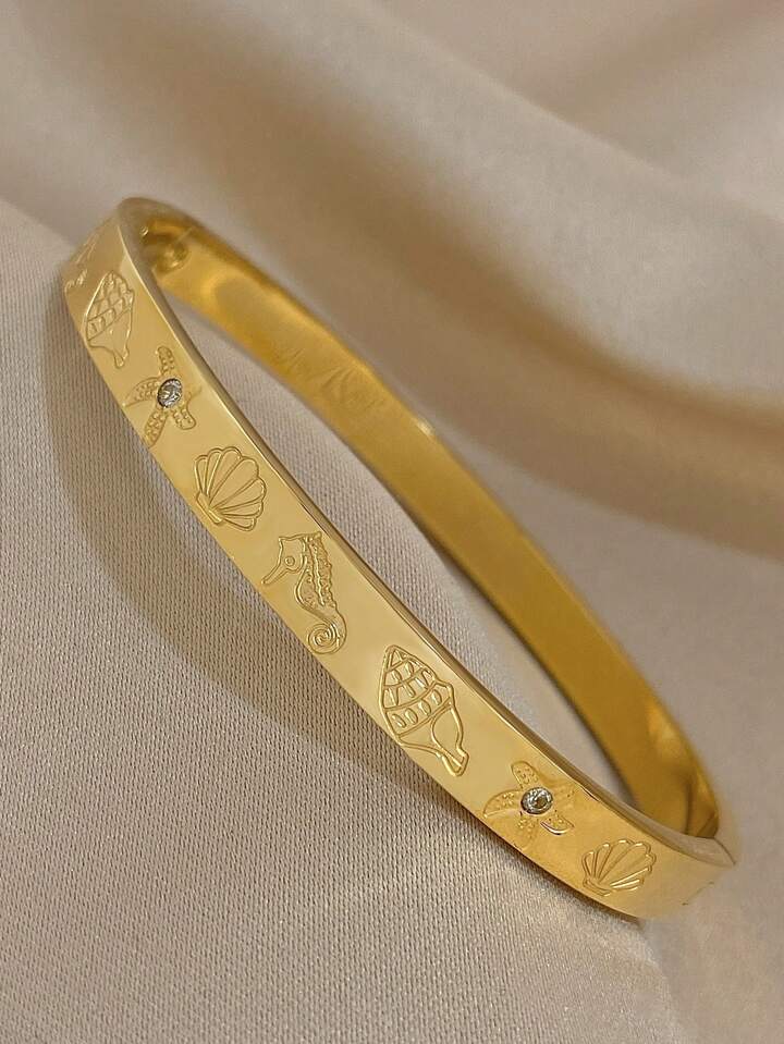 Cute Shell & Starfish Engraved Bangle Bracelet