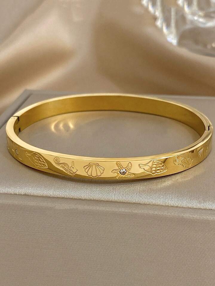 Cute Shell & Starfish Engraved Bangle Bracelet