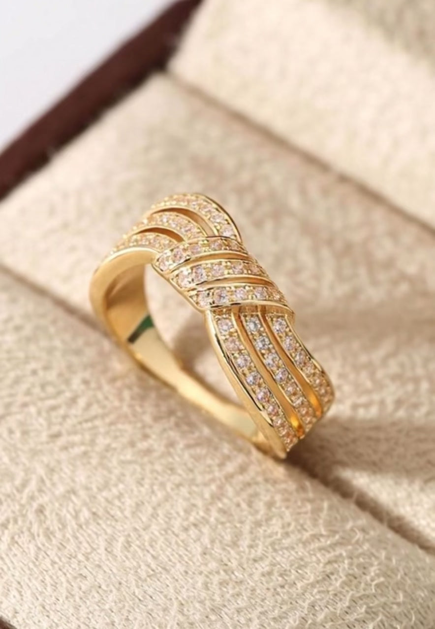 Luxury Crystal Cubic Zirconia Ring Feel Special